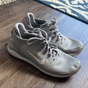 Nike Light Gray Running Shoes